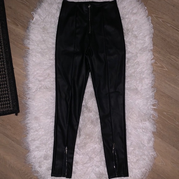 🆕 NWOT faux leather pants - Picture 4 of 5